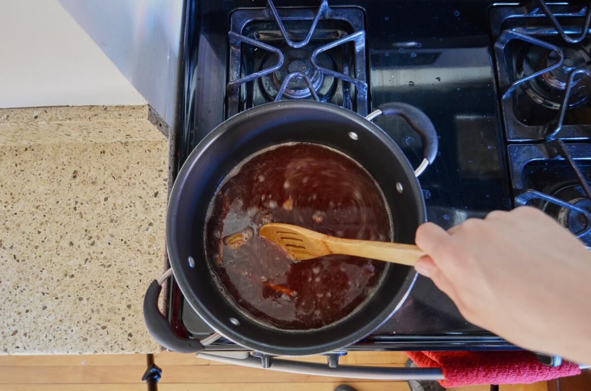 Cooking homemade cranberry sauce Cooking homemade cranberry sauce